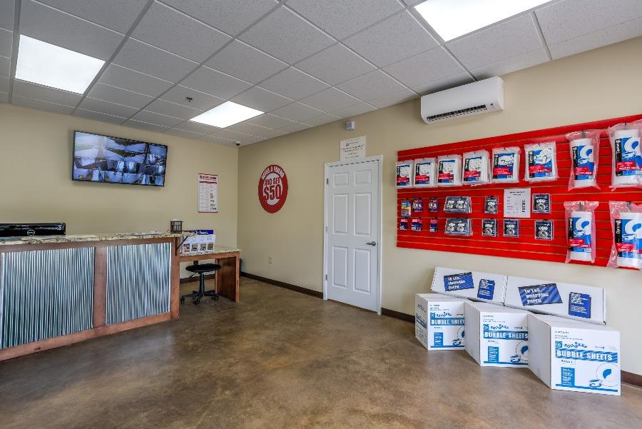 Self Storage Units in Hernando, MS Hernando Self Storage