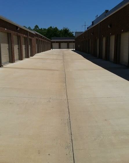 Self storage units in Olive Branch, MS.