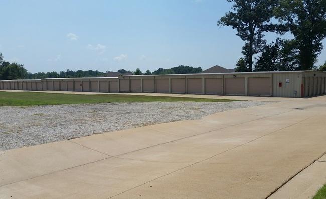 Self storage units in Southaven, MS.