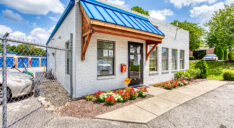 Cool Springs Self Storage Franklin TN exterior.