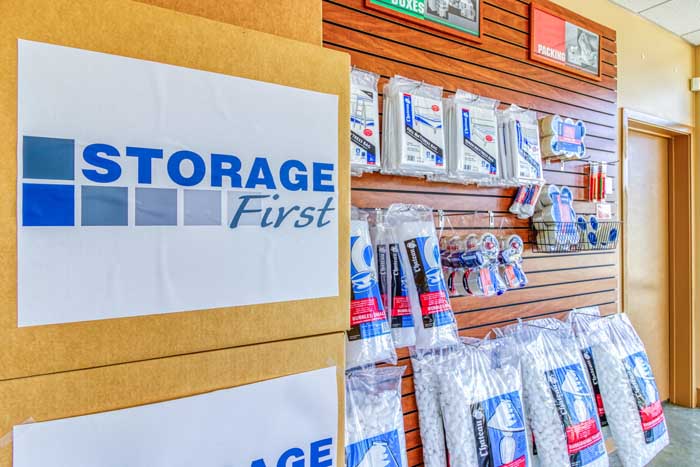 Storage First - retail
