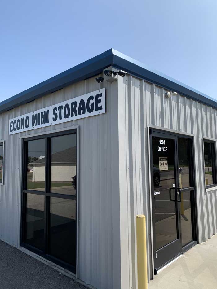 Econo Mini Storage exterior