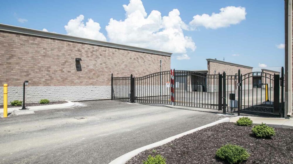 Store It Spring Hill Self Storage gate