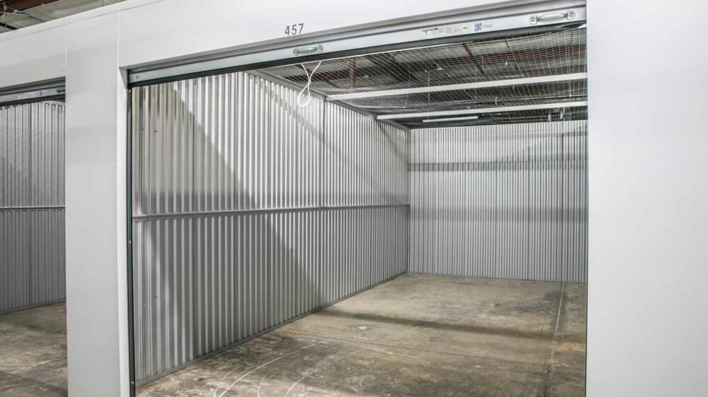 Large indoor storage units in Commerce, GA.