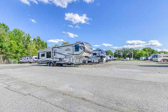 Absolute Storage of Maumelle RV Parking spaces