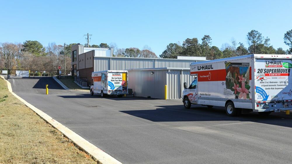 Self Storage Units in Douglasville, GA, on Bakers Bridge Road