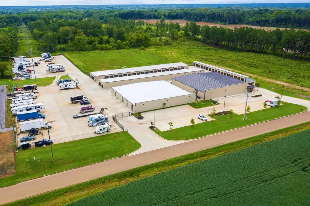 Self Storage Facilities in Southaven, MS | Absolute Storage