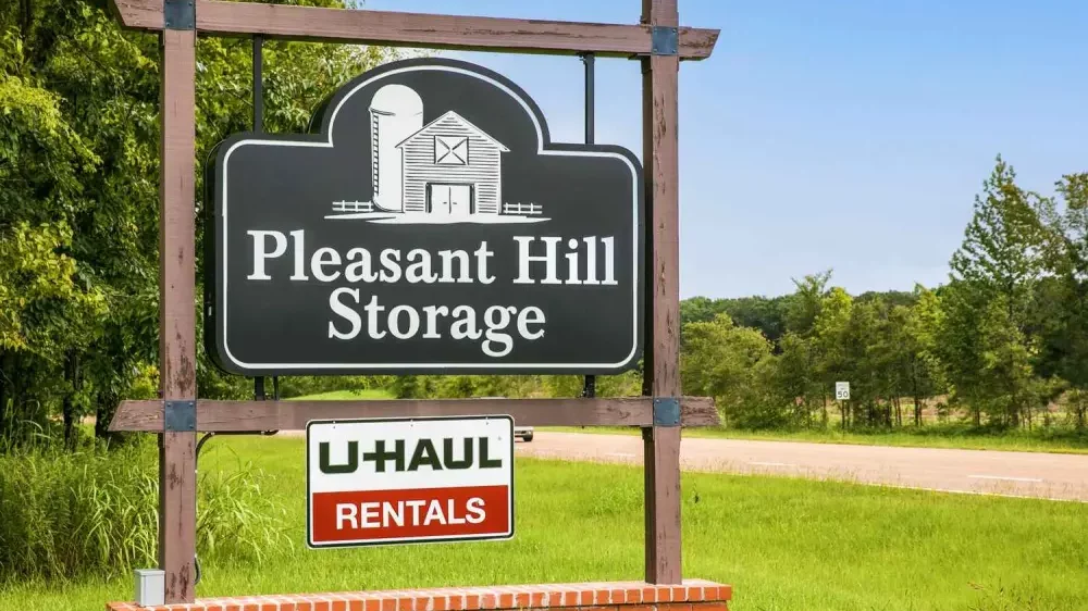 Pleasant Hill Storage Sign