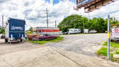 Outdoor storage vehical parking.