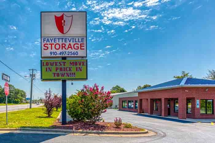 Fayetteville Storage signage