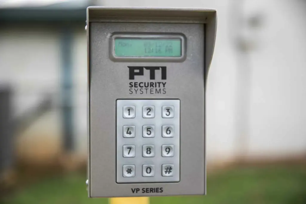 Commerce Storage keypad