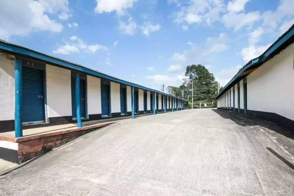 Covington Stor-It Exterior