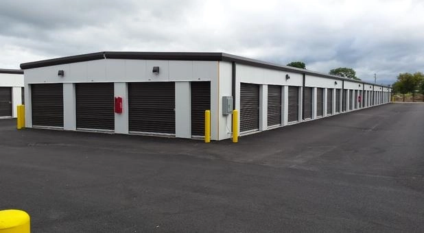 Self storage units in Crystal Lake, IL.