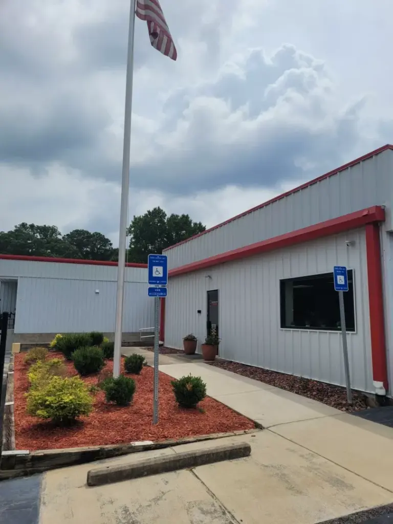 Ellenwood's exterior