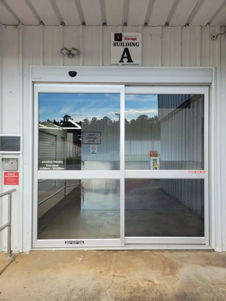 Ellenwood's exterior