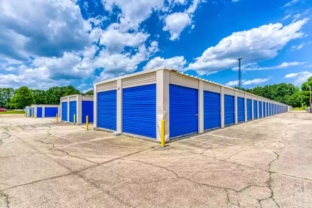 Fayetteville Storage on Yadkin Road exterior blue doors