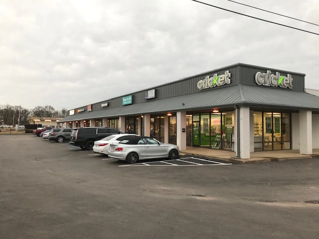 Freedom Self Storage parkway