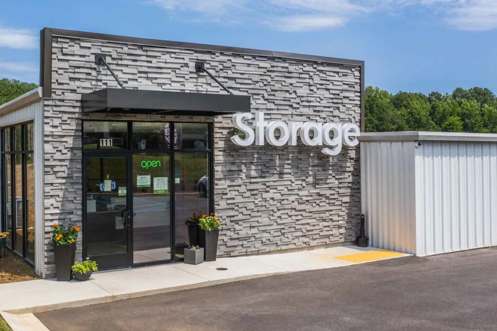 Hub City Storage exterior