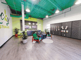 Virtual tour of Lucky Storage in Memphis, TN.