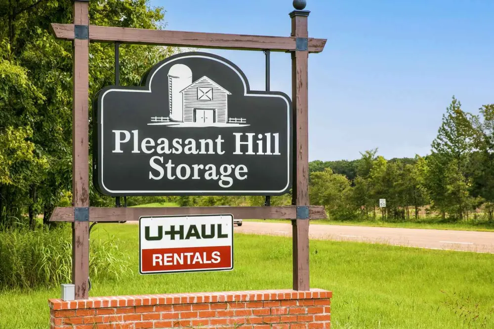 Pleasant Hill Storage Sign