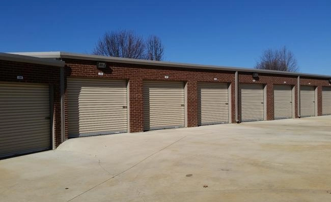 Self storage units in Olive Branch, MS.