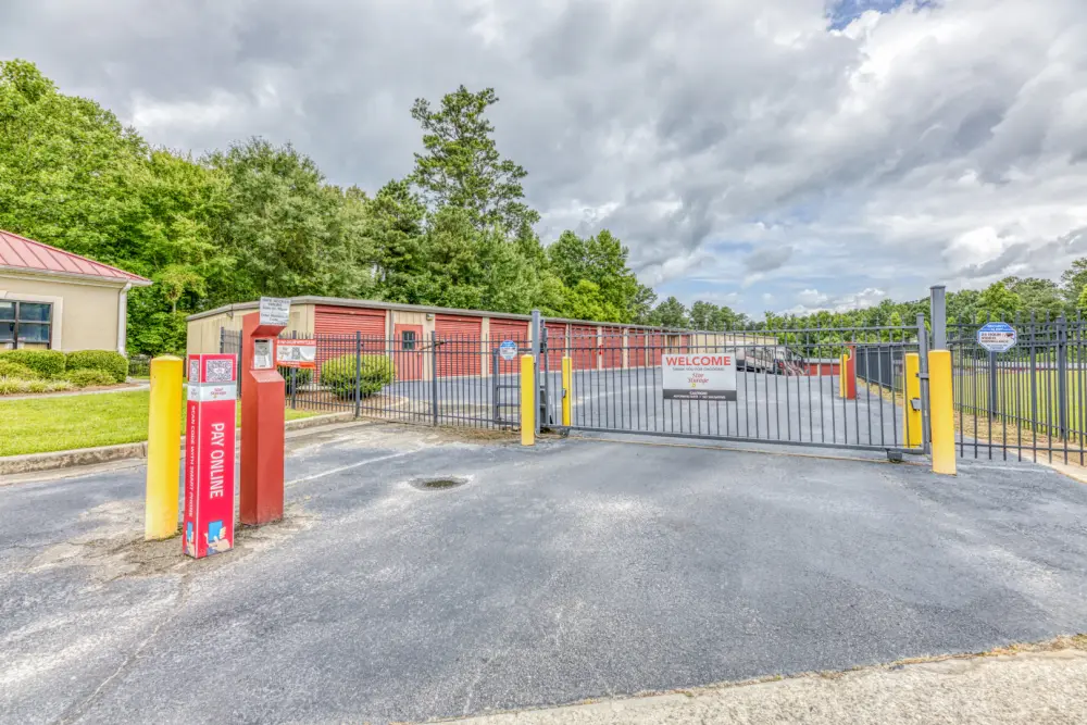 Star Storage Canton - gate