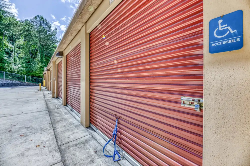 Star Storage Canton - exterior