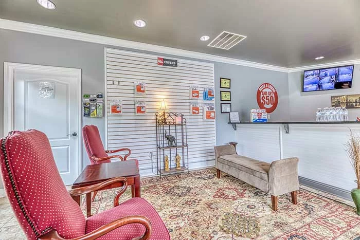 Star Storage - Canton interior