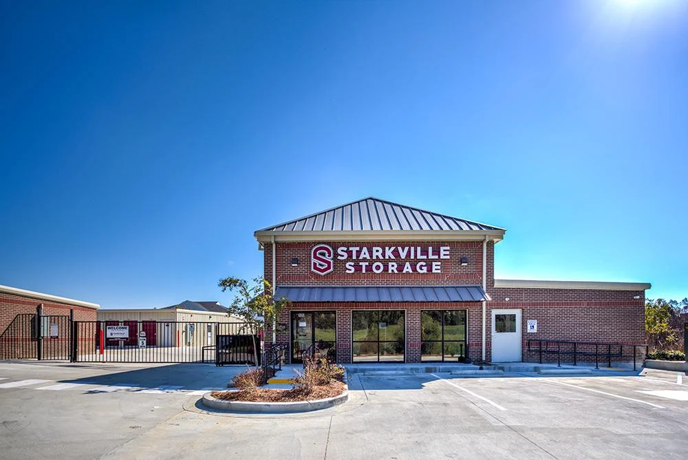 The exterior of the Starkville Storage facility office.