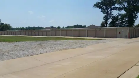 Self storage units in Southaven, MS.
