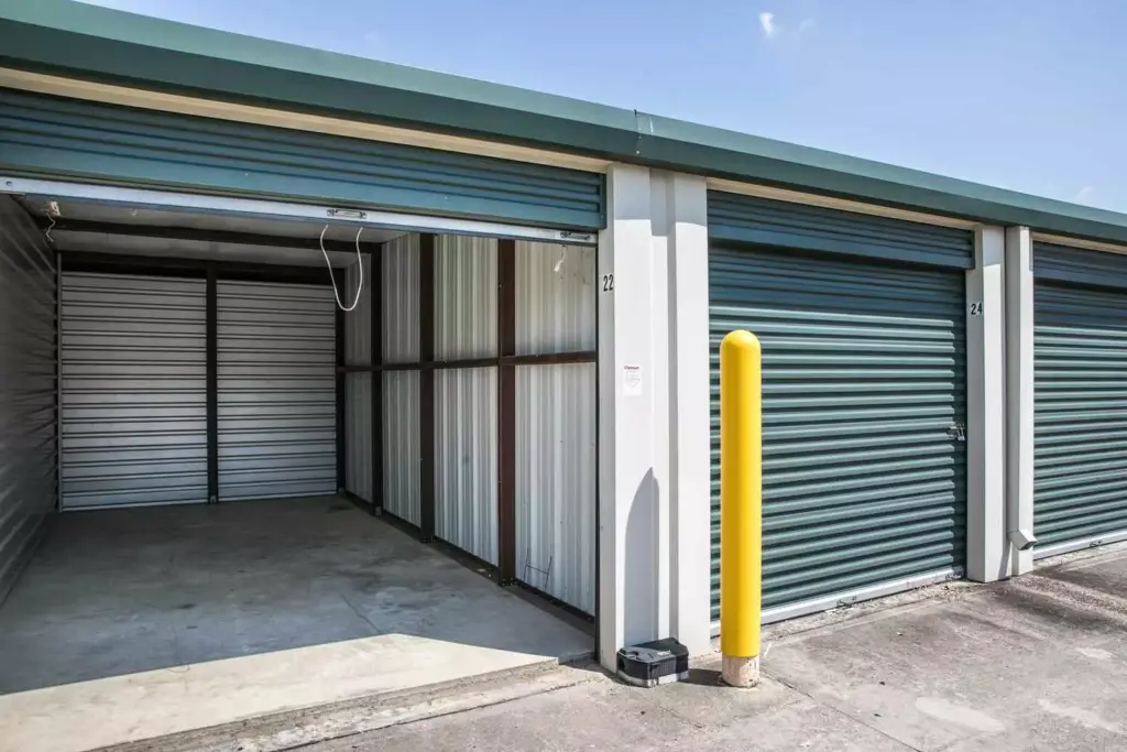 Sunshine Self Storage Exterior