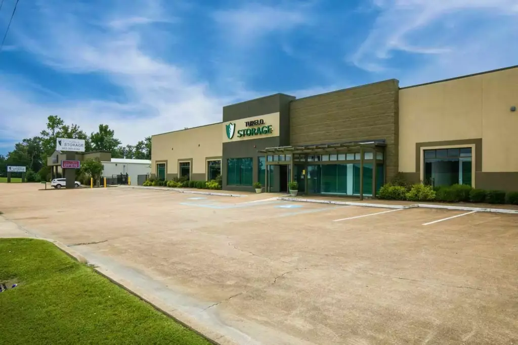 Tupelo Self Storage Exterior