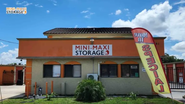 Self Storage Opens with Professional Management in Tampa, Florida